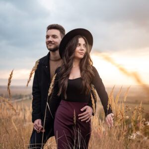 Dreamy romanticised couple photoshoot near Focsani